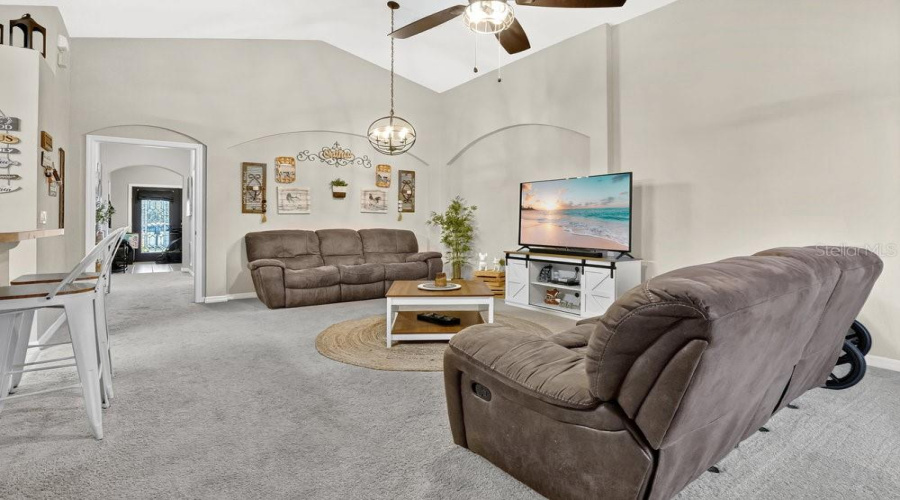 KISSIMMEE, Florida 34746, 4 Bedrooms Bedrooms, ,3 BathroomsBathrooms,Residential,For Sale,CUMBRIAN LAKES,0,MFRS5154747
