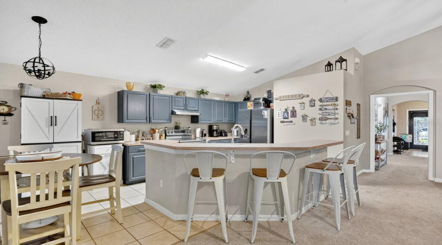 KISSIMMEE, Florida 34746, 4 Bedrooms Bedrooms, ,3 BathroomsBathrooms,Residential,For Sale,CUMBRIAN LAKES,0,MFRS5154747