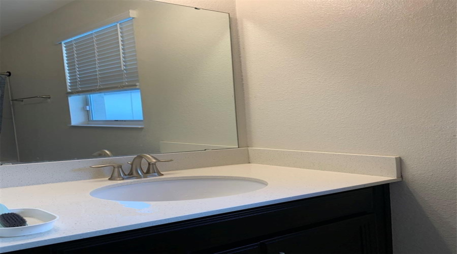 Bathroom 3 on the 1st floor