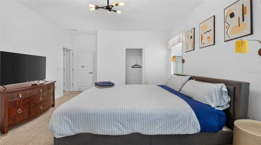 KISSIMMEE, Florida 34746, 8 Bedrooms Bedrooms, ,5 BathroomsBathrooms,Residential,For Sale,TARGET,0,MFRO6423655