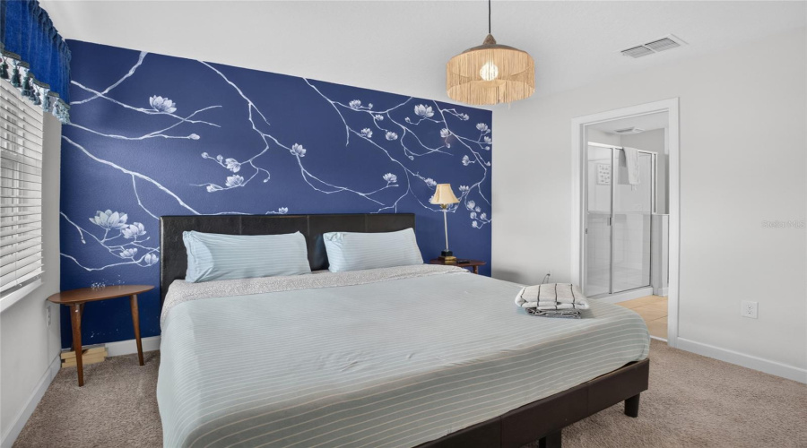 KISSIMMEE, Florida 34746, 8 Bedrooms Bedrooms, ,5 BathroomsBathrooms,Residential,For Sale,TARGET,0,MFRO6423655
