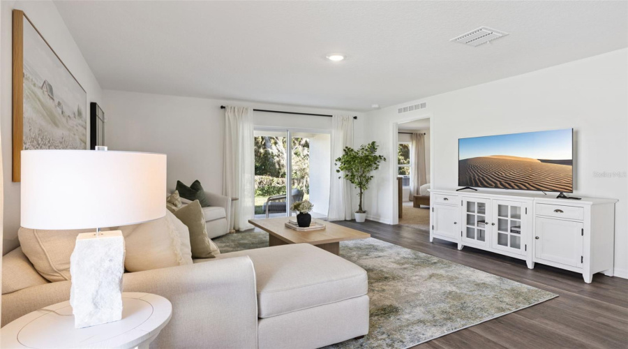 DAVENPORT, Florida 33837, 3 Bedrooms Bedrooms, ,2 BathroomsBathrooms,Residential,For Sale,LIMEKLIN FALLS,0,MFRO6430440