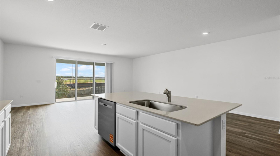 DAVENPORT, Florida 33837, 3 Bedrooms Bedrooms, ,2 BathroomsBathrooms,Residential,For Sale,OLYMPIC,0,MFRO6430420