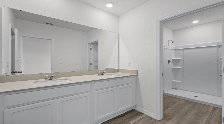 DAVENPORT, Florida 33837, 3 Bedrooms Bedrooms, ,2 BathroomsBathrooms,Residential,For Sale,OLYMPIC,0,MFRO6430420