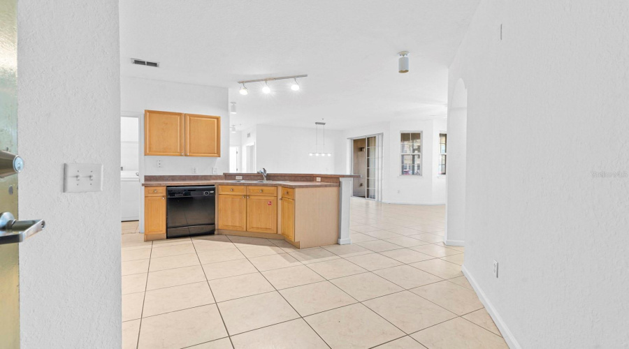DAVENPORT, Florida 33896, 3 Bedrooms Bedrooms, ,2 BathroomsBathrooms,Residential,For Sale,TERRACE RIDGE,0,MFRTB8470524