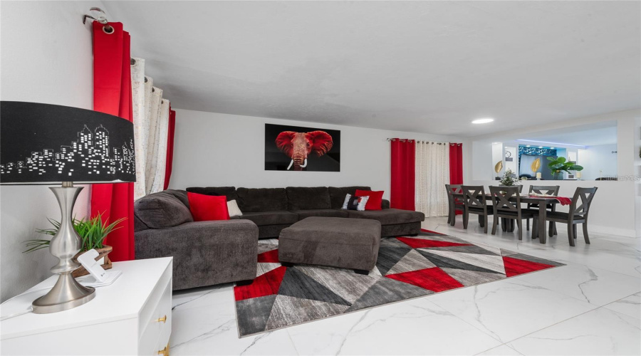 DAVENPORT, Florida 33897, 3 Bedrooms Bedrooms, ,2 BathroomsBathrooms,Residential,For Sale,CANNA,0,MFRS5154818