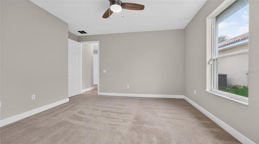KISSIMMEE, Florida 34746, 4 Bedrooms Bedrooms, ,3 BathroomsBathrooms,Residential,For Sale,GOLDEN FEATHER,0,MFRO6429442