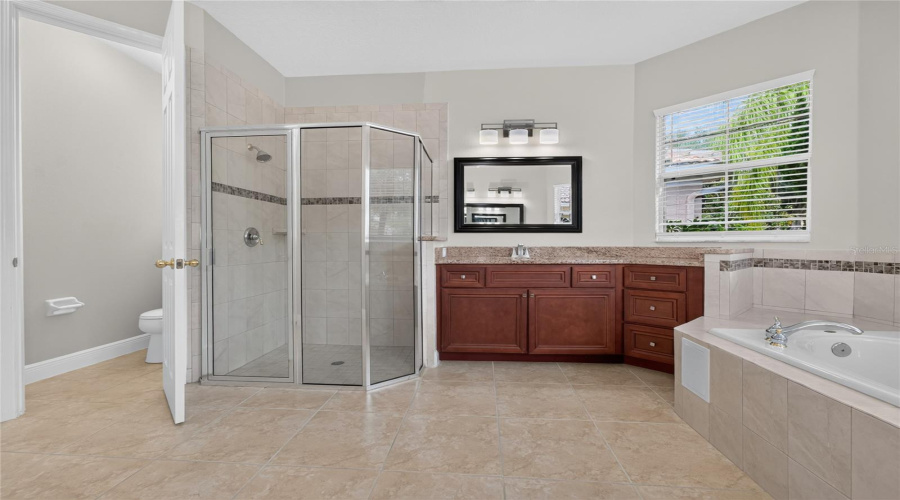KISSIMMEE, Florida 34746, 4 Bedrooms Bedrooms, ,3 BathroomsBathrooms,Residential,For Sale,GOLDEN FEATHER,0,MFRO6429442