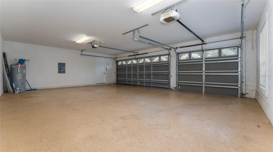 KISSIMMEE, Florida 34746, 4 Bedrooms Bedrooms, ,3 BathroomsBathrooms,Residential,For Sale,GOLDEN FEATHER,0,MFRO6429442