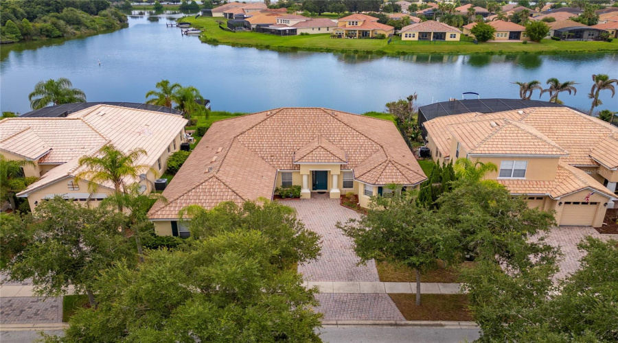 KISSIMMEE, Florida 34746, 4 Bedrooms Bedrooms, ,3 BathroomsBathrooms,Residential,For Sale,GOLDEN FEATHER,0,MFRO6429442