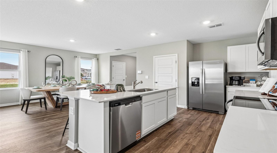 DAVENPORT, Florida 33837, 5 Bedrooms Bedrooms, ,3 BathroomsBathrooms,Residential,For Sale,LIMEKLIN FALLS,0,MFRO6430578