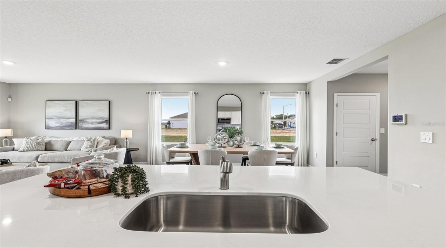 DAVENPORT, Florida 33837, 5 Bedrooms Bedrooms, ,3 BathroomsBathrooms,Residential,For Sale,LIMEKLIN FALLS,0,MFRO6430578