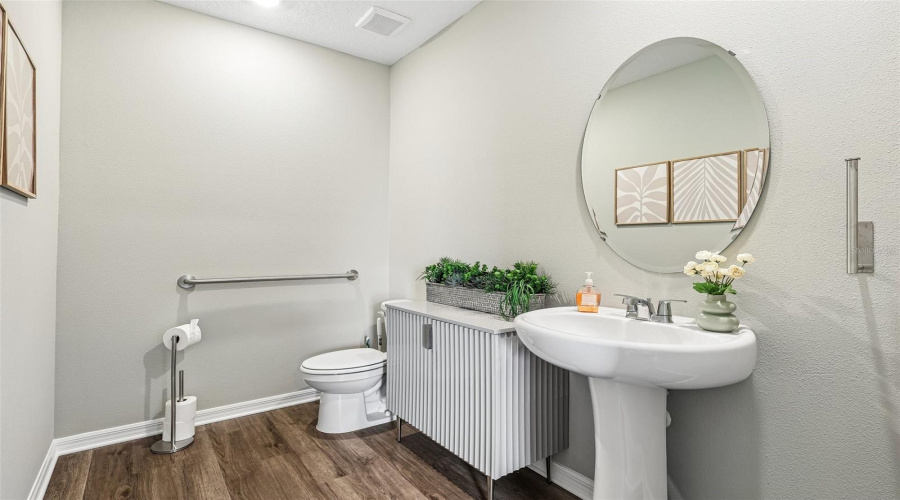 DAVENPORT, Florida 33837, 5 Bedrooms Bedrooms, ,3 BathroomsBathrooms,Residential,For Sale,LIMEKLIN FALLS,0,MFRO6430578