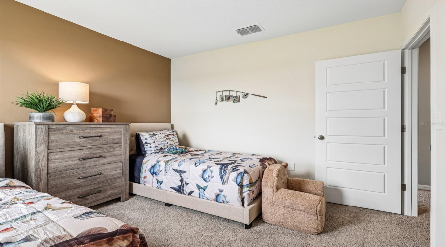 DAVENPORT, Florida 33837, 5 Bedrooms Bedrooms, ,3 BathroomsBathrooms,Residential,For Sale,LIMEKLIN FALLS,0,MFRO6430578