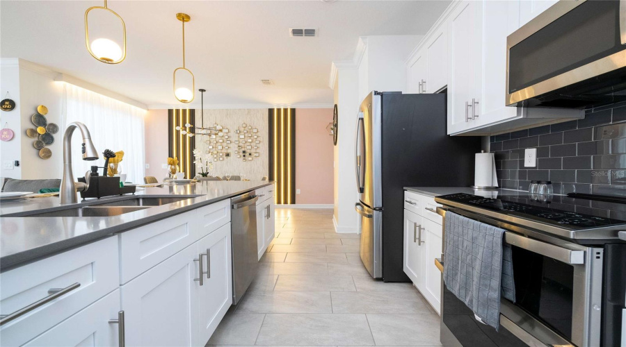 KISSIMMEE, Florida 34746, 4 Bedrooms Bedrooms, ,3 BathroomsBathrooms,Residential,For Sale,SCENE,0,MFRG5116041