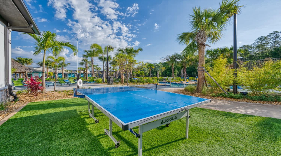 KISSIMMEE, Florida 34746, 4 Bedrooms Bedrooms, ,3 BathroomsBathrooms,Residential,For Sale,SCENE,0,MFRG5116041