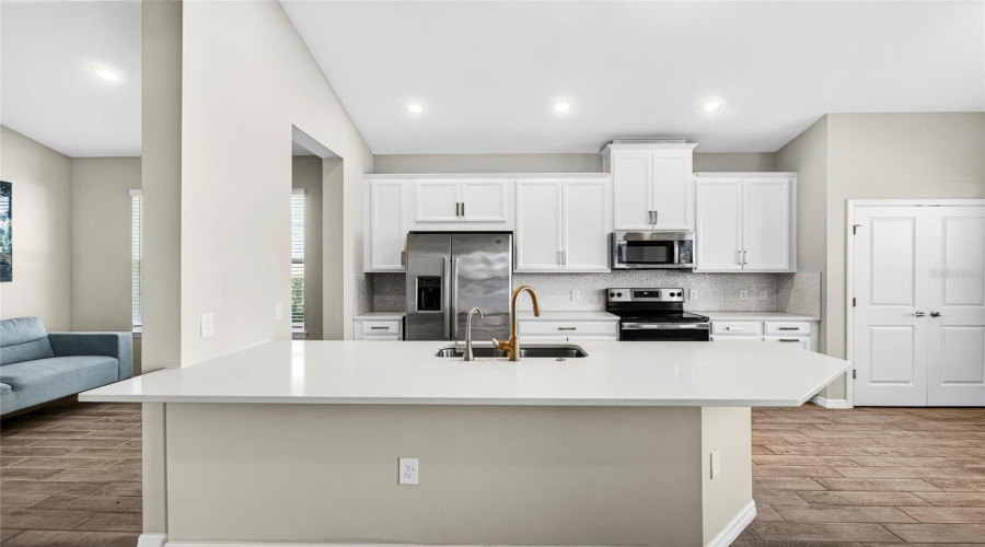 KISSIMMEE, Florida 34746, 3 Bedrooms Bedrooms, ,2 BathroomsBathrooms,Residential,For Sale,GOBLET COVE,0,MFRS5154724