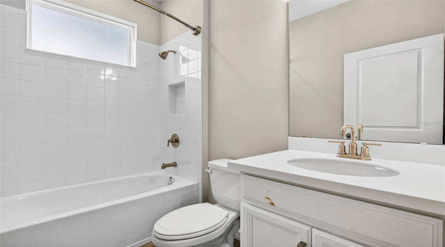KISSIMMEE, Florida 34746, 3 Bedrooms Bedrooms, ,2 BathroomsBathrooms,Residential,For Sale,GOBLET COVE,0,MFRS5154724