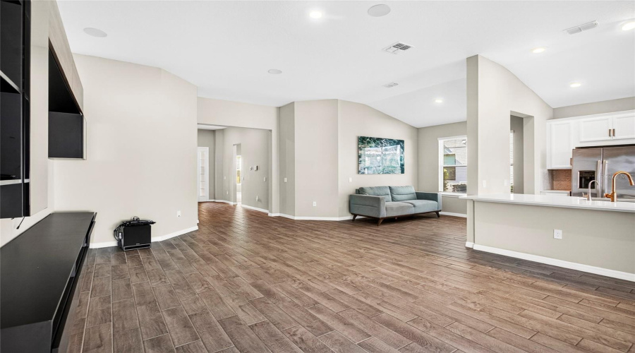 KISSIMMEE, Florida 34746, 3 Bedrooms Bedrooms, ,2 BathroomsBathrooms,Residential,For Sale,GOBLET COVE,0,MFRS5154724