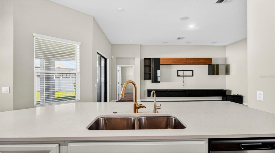 KISSIMMEE, Florida 34746, 3 Bedrooms Bedrooms, ,2 BathroomsBathrooms,Residential,For Sale,GOBLET COVE,0,MFRS5154724