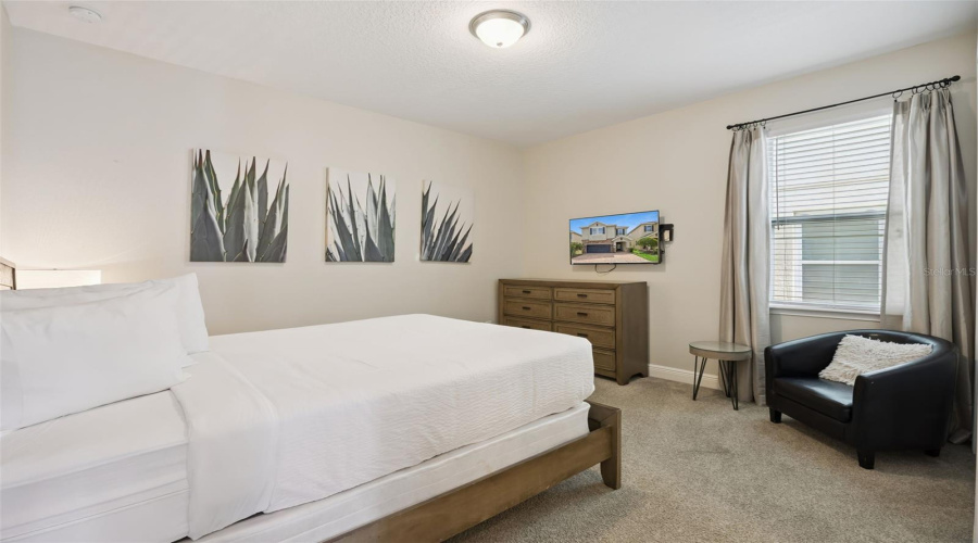 KISSIMMEE, Florida 34747, 8 Bedrooms Bedrooms, ,7 BathroomsBathrooms,Residential,For Sale,PENDANT,0,MFRS5154995