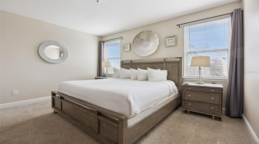 KISSIMMEE, Florida 34747, 8 Bedrooms Bedrooms, ,7 BathroomsBathrooms,Residential,For Sale,PENDANT,0,MFRS5154995