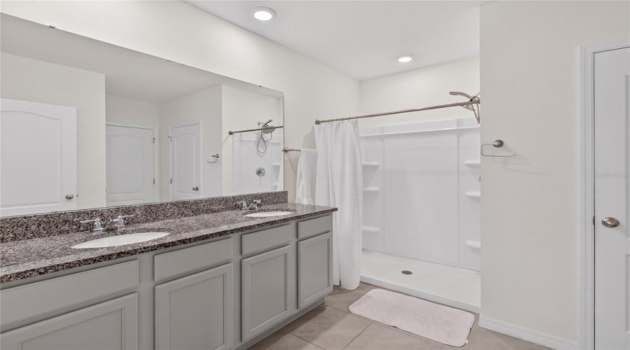 DAVENPORT, Florida 33837, 4 Bedrooms Bedrooms, ,2 BathroomsBathrooms,Residential,For Sale,BROOKLET DR,0,MFRS5151309