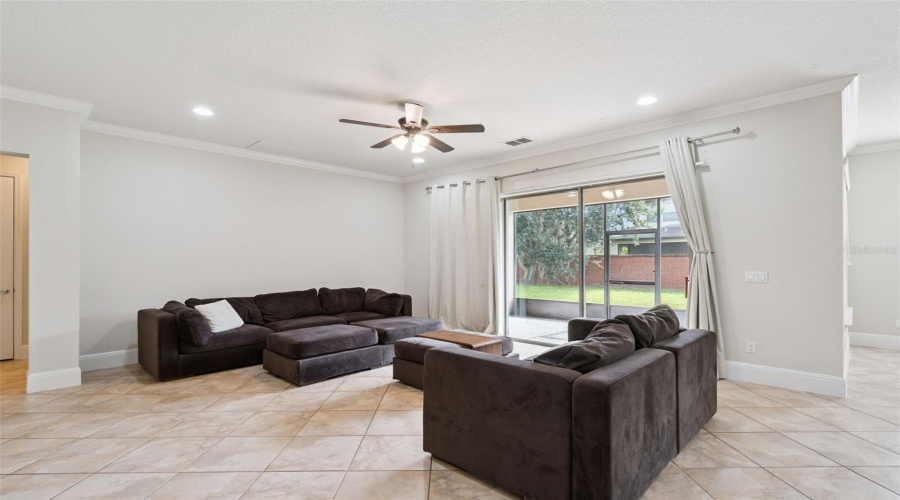 ORLANDO, Florida 32836, 4 Bedrooms Bedrooms, ,3 BathroomsBathrooms,Residential,For Sale,PRINCE HARRY,0,MFRO6430567