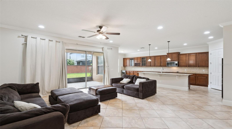 ORLANDO, Florida 32836, 4 Bedrooms Bedrooms, ,3 BathroomsBathrooms,Residential,For Sale,PRINCE HARRY,0,MFRO6430567