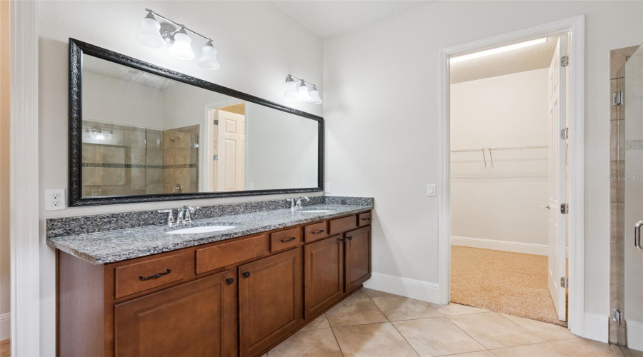ORLANDO, Florida 32836, 4 Bedrooms Bedrooms, ,3 BathroomsBathrooms,Residential,For Sale,PRINCE HARRY,0,MFRO6430567