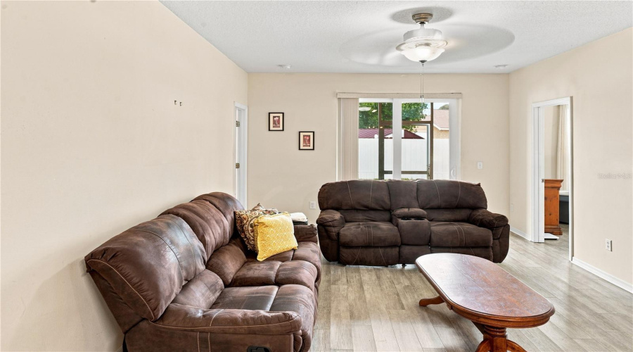 Davenport, Florida 33837, 5 Bedrooms Bedrooms, ,3 Bathroomsbathrooms,Residential,For Sale,Knollwood,0,Mfro6429954
