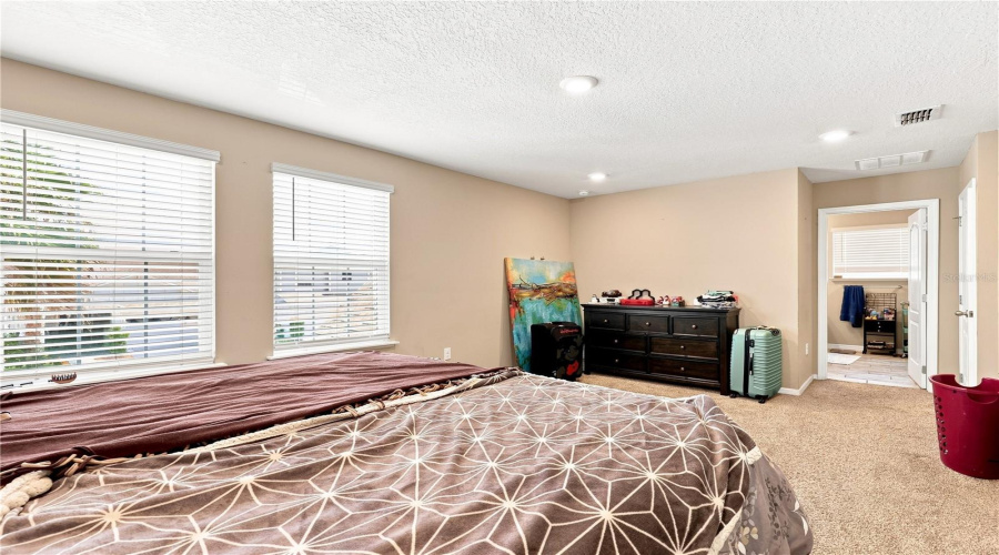 DAVENPORT, Florida 33896, 4 Bedrooms Bedrooms, ,2 BathroomsBathrooms,Residential,For Sale,BOCAVISTA,0,MFRV4950560