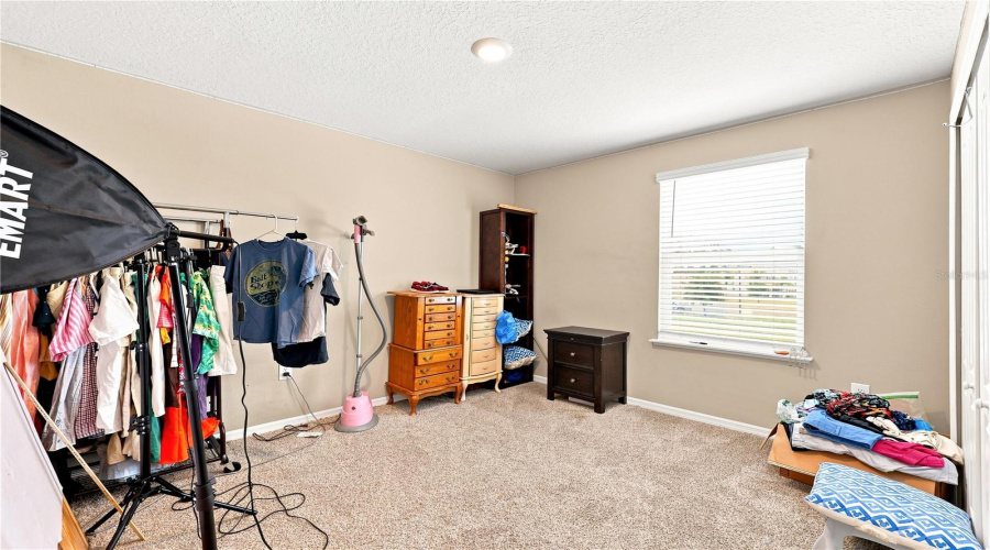 DAVENPORT, Florida 33896, 4 Bedrooms Bedrooms, ,2 BathroomsBathrooms,Residential,For Sale,BOCAVISTA,0,MFRV4950560