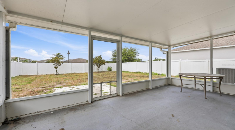 DAVENPORT, Florida 33896, 4 Bedrooms Bedrooms, ,2 BathroomsBathrooms,Residential,For Sale,BOCAVISTA,0,MFRV4950560