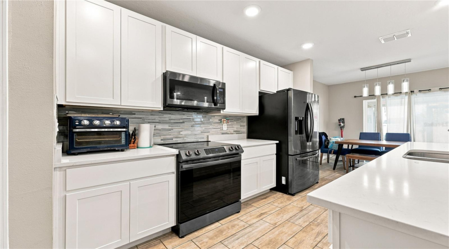 DAVENPORT, Florida 33896, 4 Bedrooms Bedrooms, ,2 BathroomsBathrooms,Residential,For Sale,BOCAVISTA,0,MFRV4950560