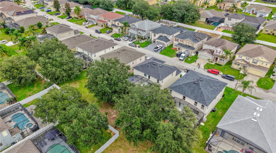 DAVENPORT, Florida 33897, 5 Bedrooms Bedrooms, ,4 BathroomsBathrooms,Residential,For Sale,KETTERING,0,MFRO6430637