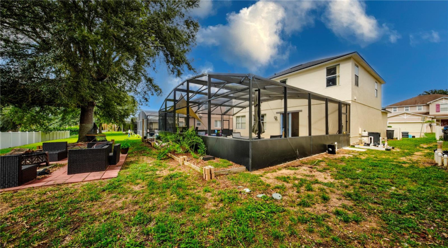 DAVENPORT, Florida 33897, 5 Bedrooms Bedrooms, ,4 BathroomsBathrooms,Residential,For Sale,KETTERING,0,MFRO6430637