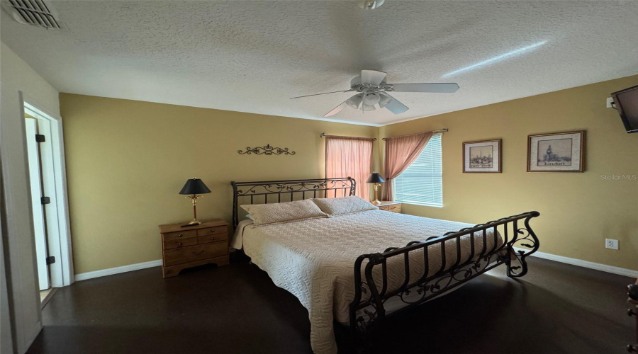 KISSIMMEE, Florida 34747, 8 Bedrooms Bedrooms, ,5 BathroomsBathrooms,Residential,For Sale,OASIS KEY,0,MFRS5155065