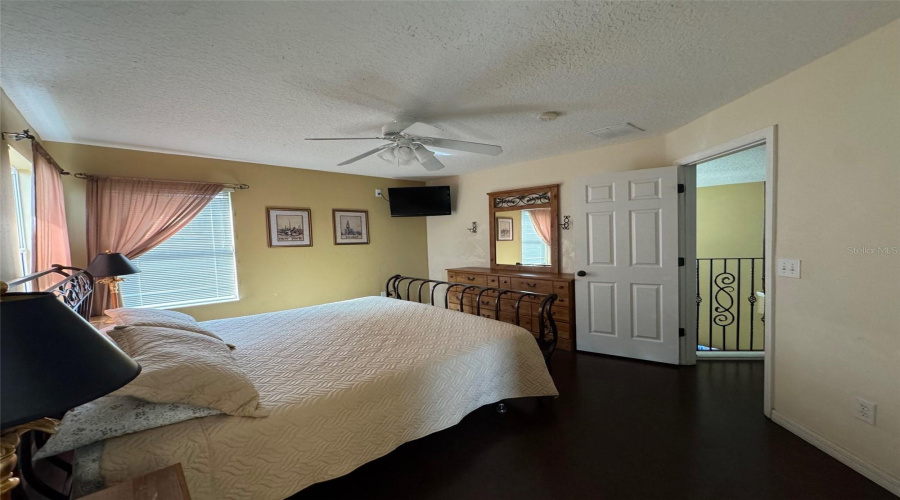 KISSIMMEE, Florida 34747, 8 Bedrooms Bedrooms, ,5 BathroomsBathrooms,Residential,For Sale,OASIS KEY,0,MFRS5155065