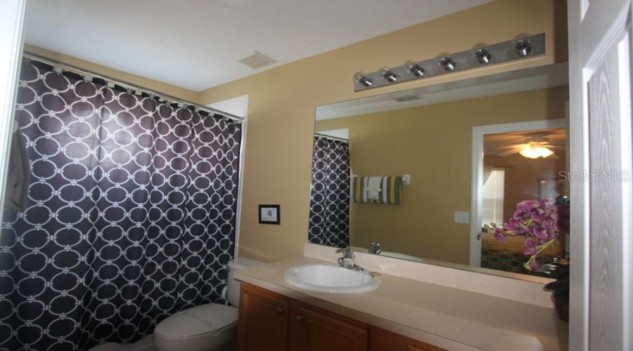 KISSIMMEE, Florida 34747, 8 Bedrooms Bedrooms, ,5 BathroomsBathrooms,Residential,For Sale,OASIS KEY,0,MFRS5155065