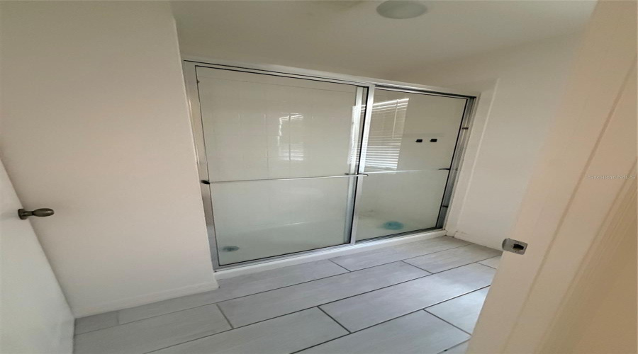 DAVENPORT, Florida 33837, 5 Bedrooms Bedrooms, ,2 BathroomsBathrooms,Residential,For Sale,HAMLET,0,MFRO6430955