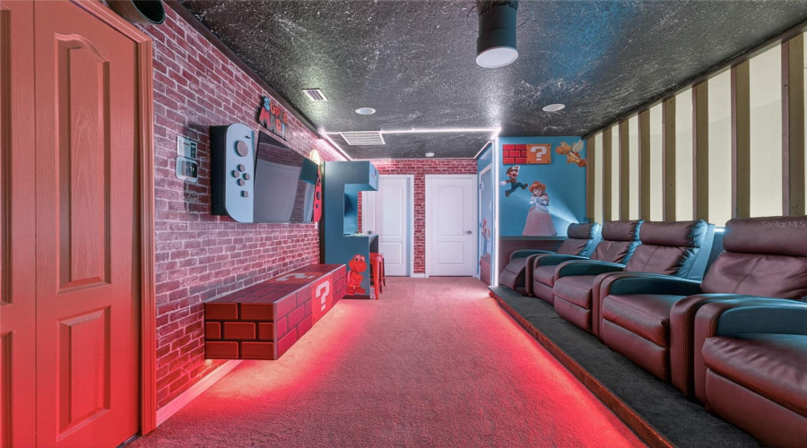 Kissimmee, Florida 34747, 5 Bedrooms Bedrooms, ,4 Bathroomsbathrooms,Residential,For Sale,Dubai,0,Mfro6426374