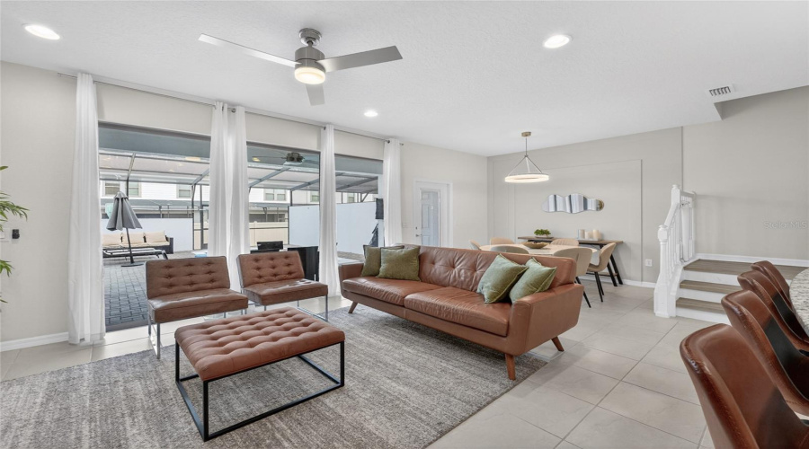 Kissimmee, Florida 34747, 5 Bedrooms Bedrooms, ,4 Bathroomsbathrooms,Residential,For Sale,Dubai,0,Mfro6426374