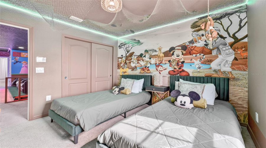 Kissimmee, Florida 34747, 5 Bedrooms Bedrooms, ,4 Bathroomsbathrooms,Residential,For Sale,Dubai,0,Mfro6426374