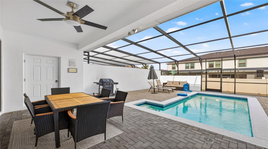 Kissimmee, Florida 34747, 5 Bedrooms Bedrooms, ,4 Bathroomsbathrooms,Residential,For Sale,Dubai,0,Mfro6426374