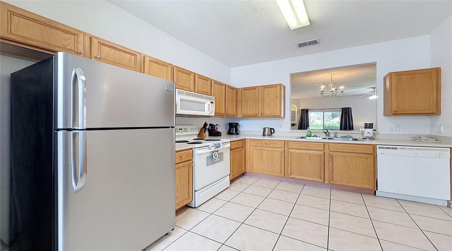 DAVENPORT, Florida 33897, 3 Bedrooms Bedrooms, ,2 BathroomsBathrooms,Residential,For Sale,TERRA LAGO,0,MFRS5154997