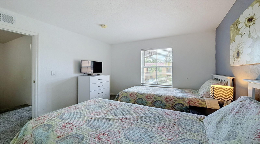 DAVENPORT, Florida 33897, 3 Bedrooms Bedrooms, ,2 BathroomsBathrooms,Residential,For Sale,TERRA LAGO,0,MFRS5154997