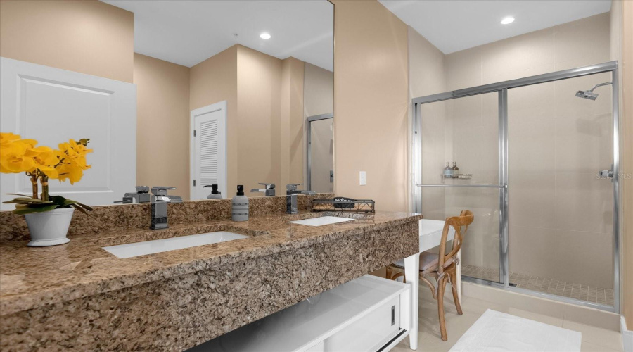 KISSIMMEE, Florida 34747, 3 Bedrooms Bedrooms, ,3 BathroomsBathrooms,Residential,For Sale,BRASILIA,0,MFRO6365782