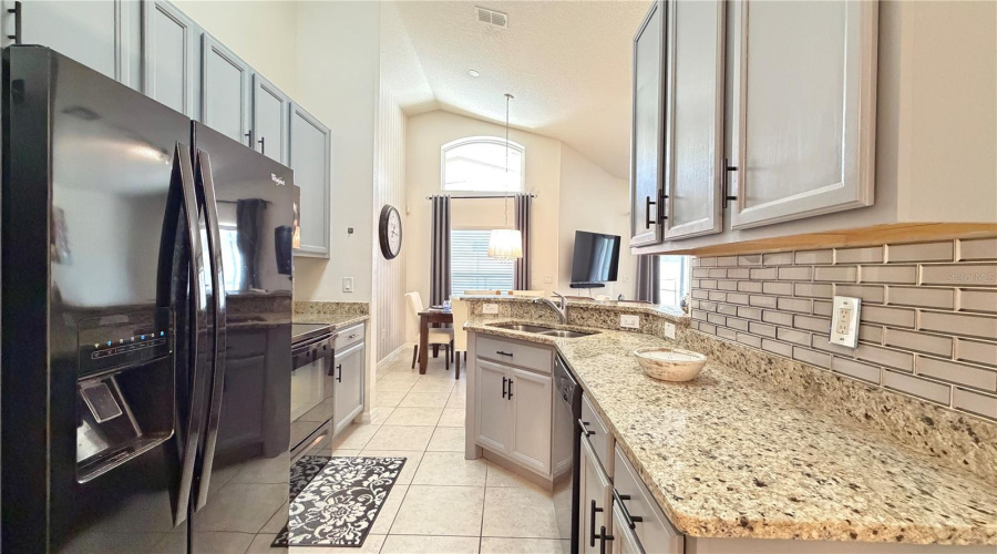KISSIMMEE, Florida 34746, 4 Bedrooms Bedrooms, ,3 BathroomsBathrooms,Residential,For Sale,DHARMA,0,MFRO6379069