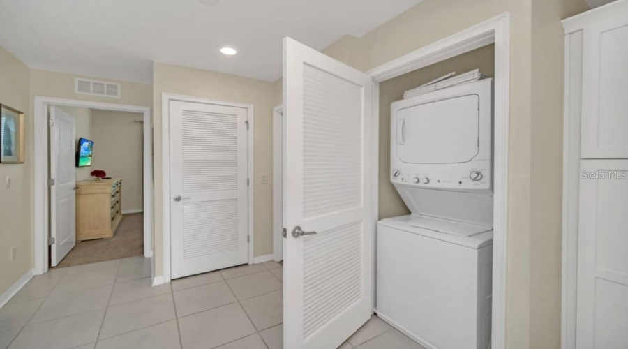 KISSIMMEE, Florida 34746, 3 Bedrooms Bedrooms, ,2 BathroomsBathrooms,Residential,For Sale,CLOCK TOWER,0,MFRO6362235